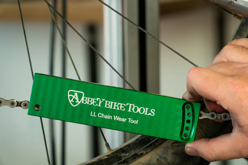 Load image into Gallery viewer, Abbey Bike Tools Lateral &amp; Linear Chain Wear Tool
