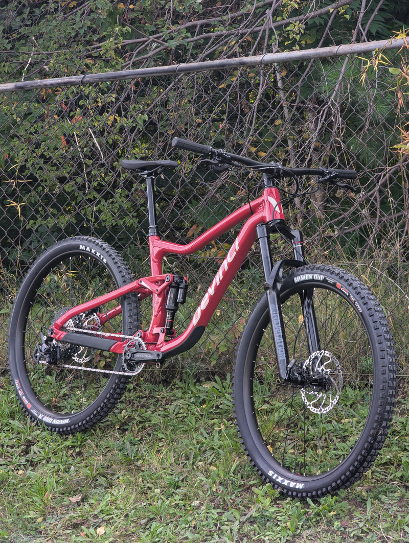 Load image into Gallery viewer, Devinci Troy A29 Deore
